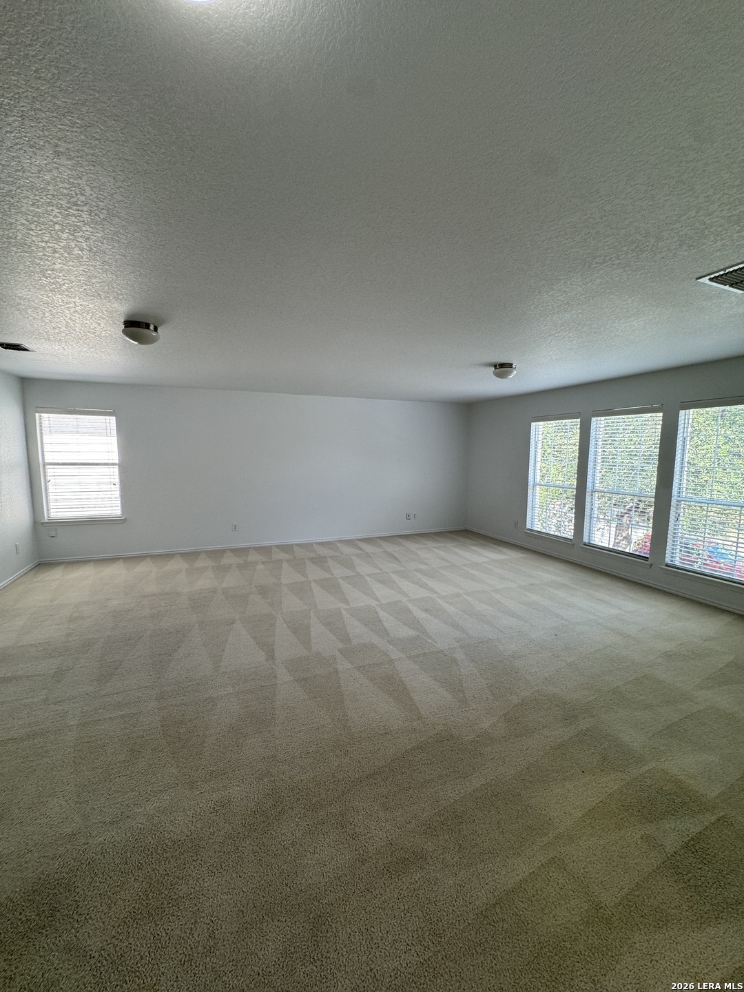 5223 DUKE FLD, San Antonio, TX 78227