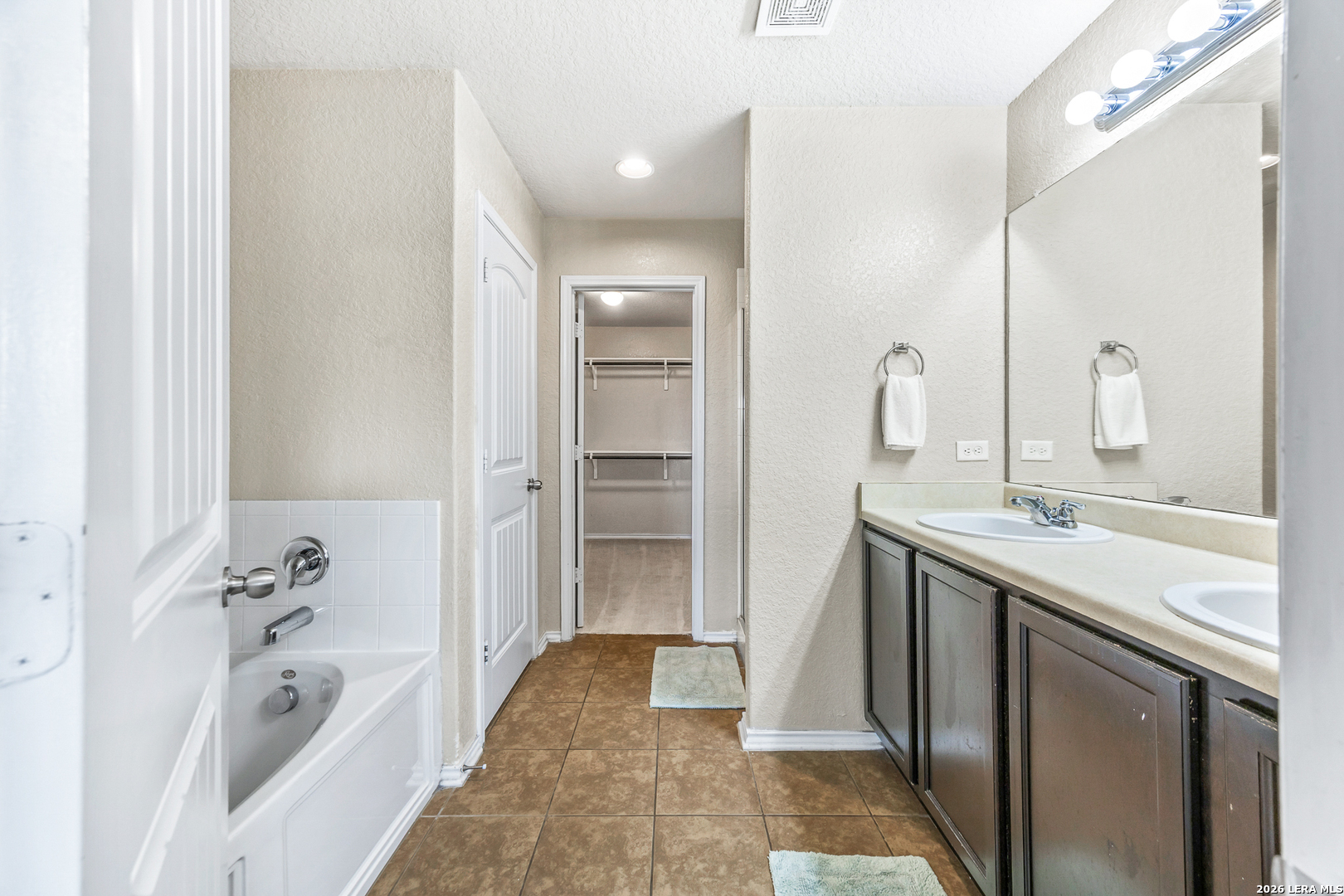 8223 Radiant Star, San Antonio, TX 78252