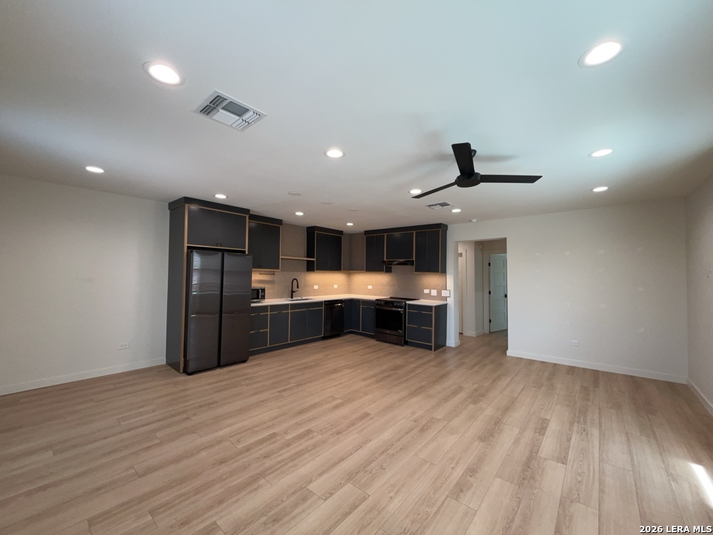 1722 S Saint Marys, #201, San Antonio, TX 78210