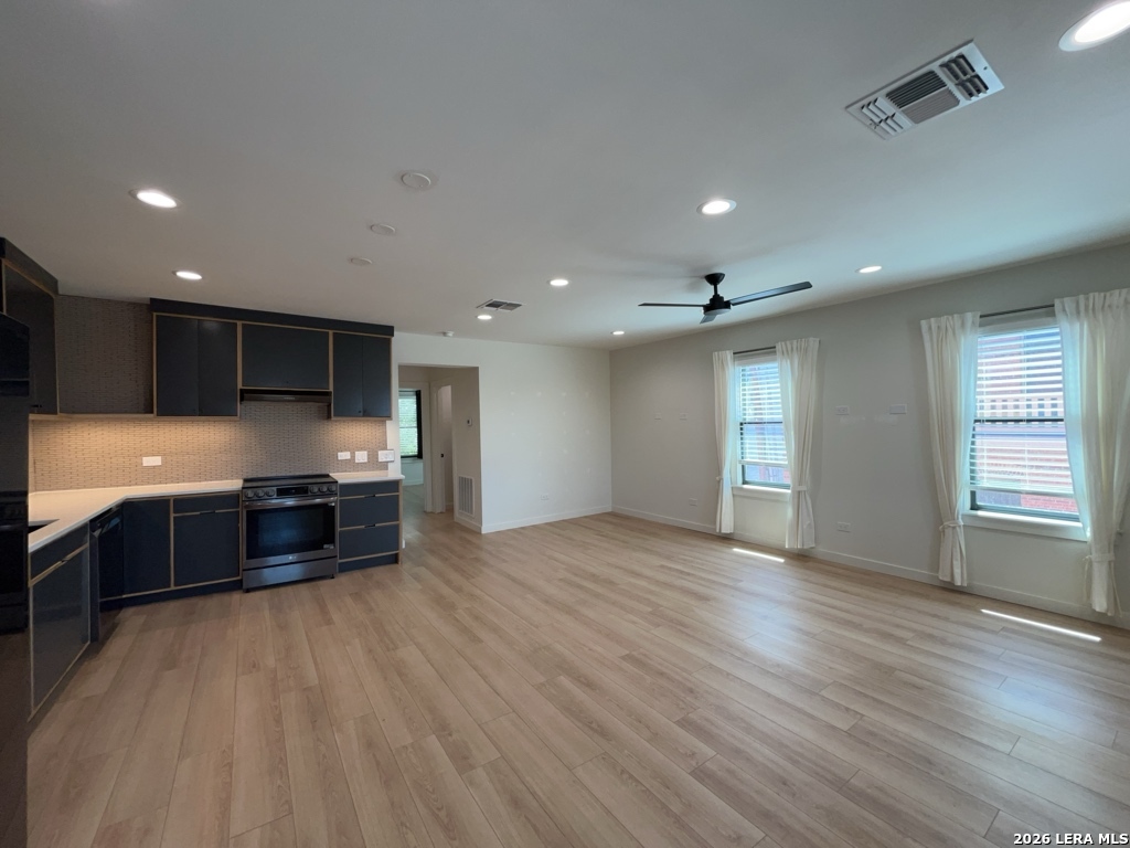 1722 S Saint Marys, #201, San Antonio, TX 78210