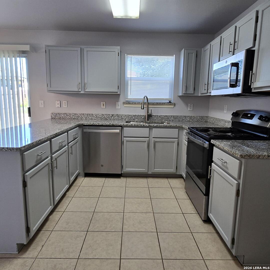 626 Limestone Flt, San Antonio, TX 78251