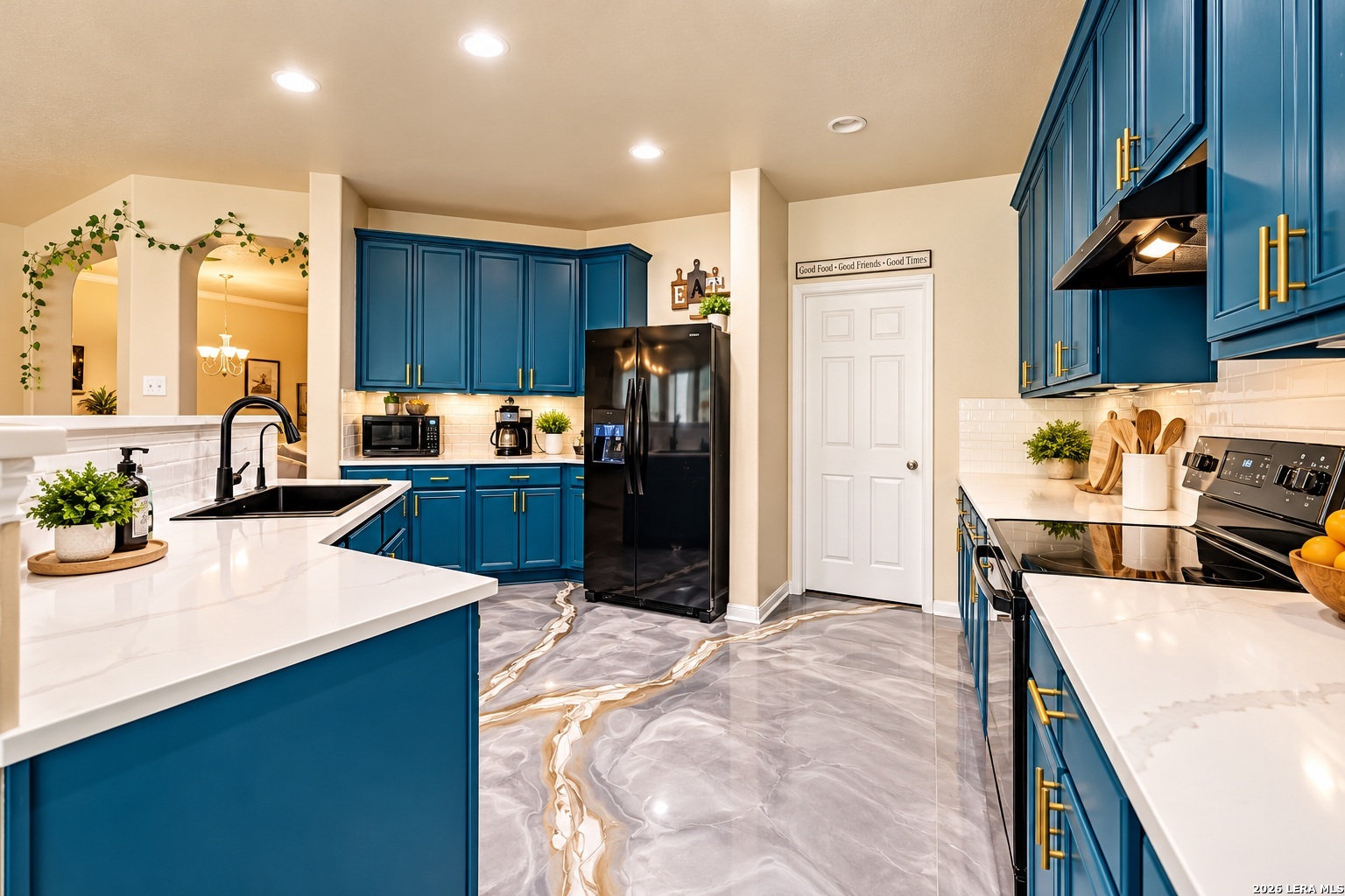 137 Springtree Shadow, Cibolo, TX 78108