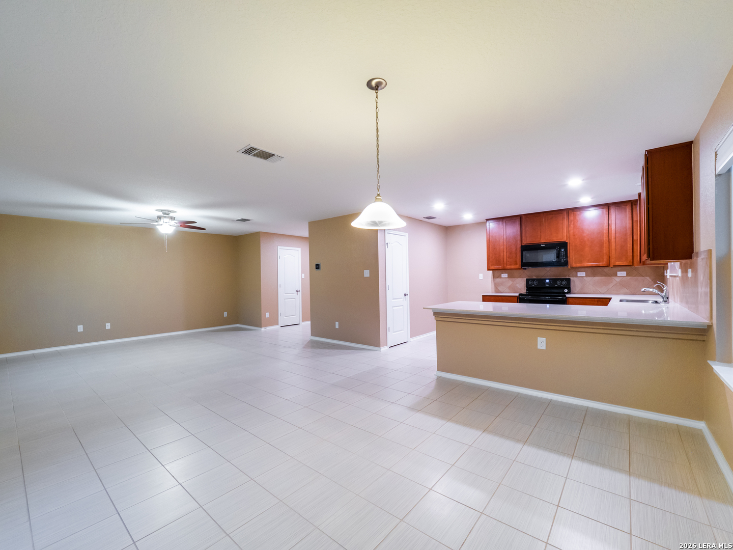 2056 Brandywine Dr, New Braunfels, TX 78130
