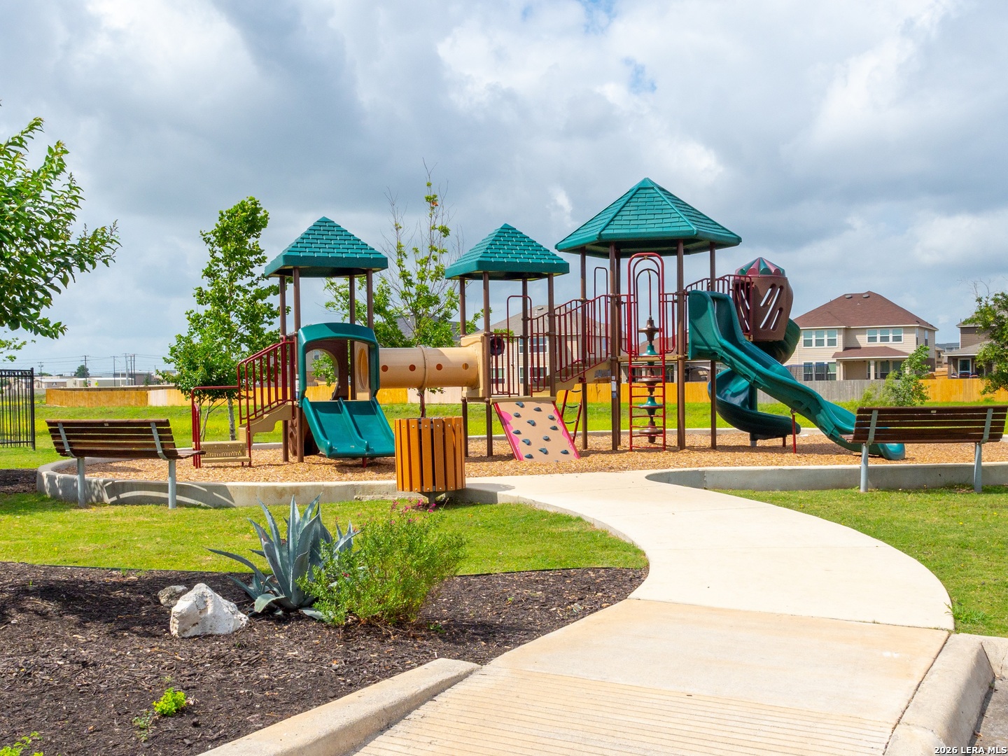 2056 Brandywine Dr, New Braunfels, TX 78130