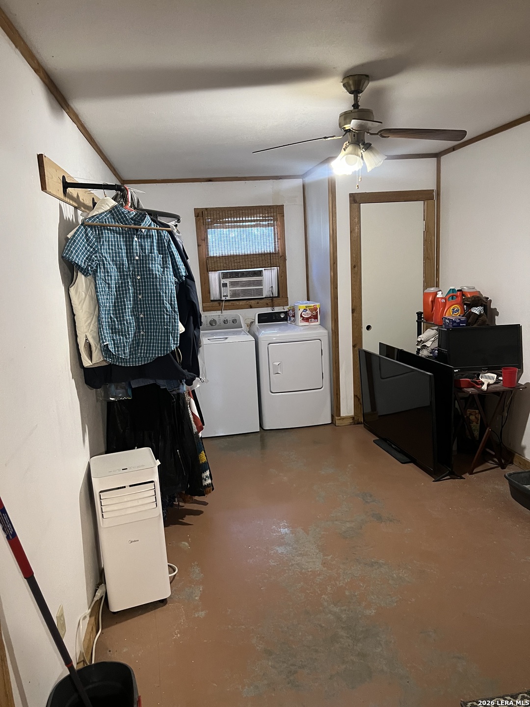 247 Marsh, Uvalde, TX 78801