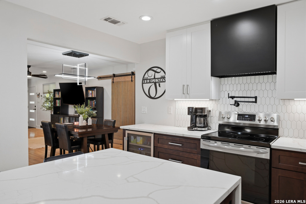 275 E FAIR OAKS PL, Alamo Heights, TX 78209