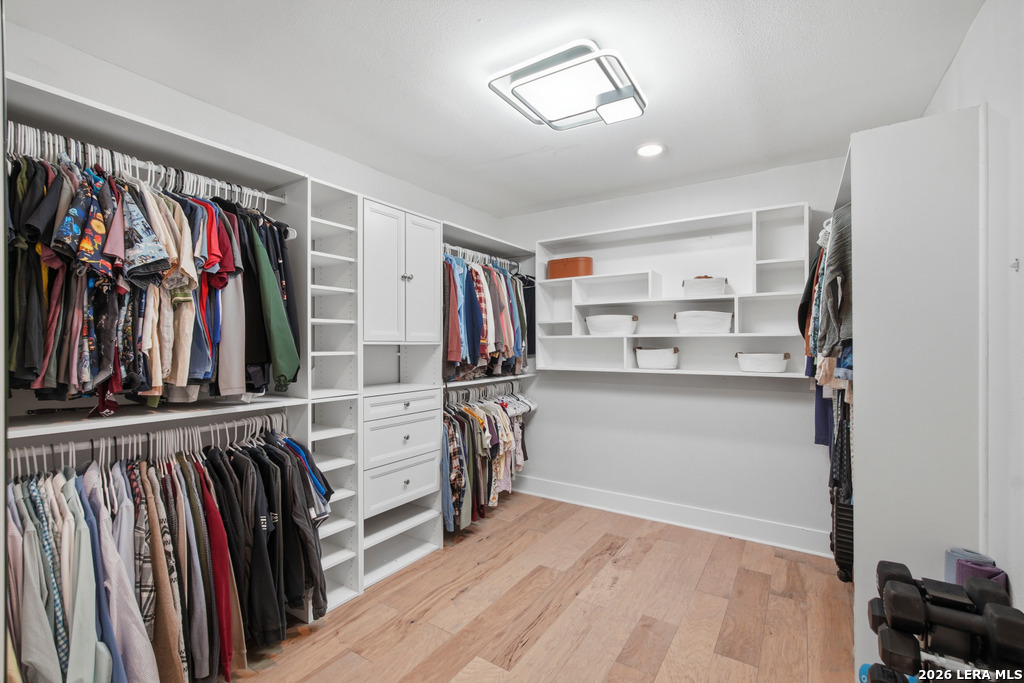 275 E FAIR OAKS PL, Alamo Heights, TX 78209