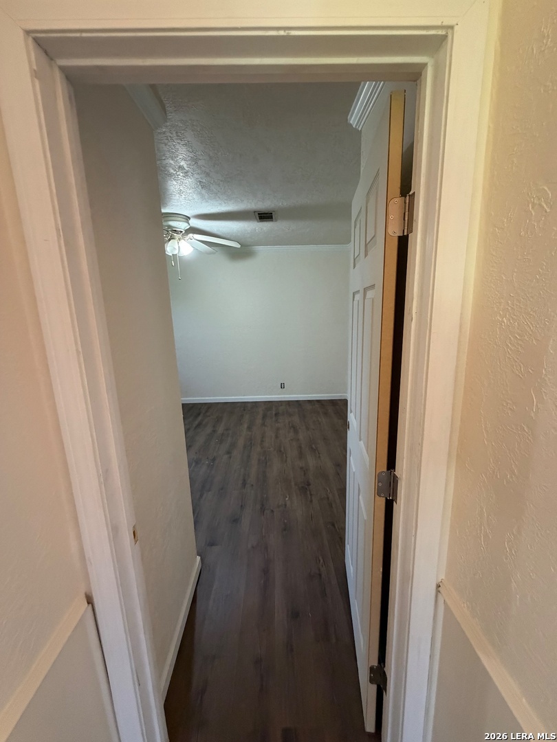 11156 East, Beaumont, TX 77705