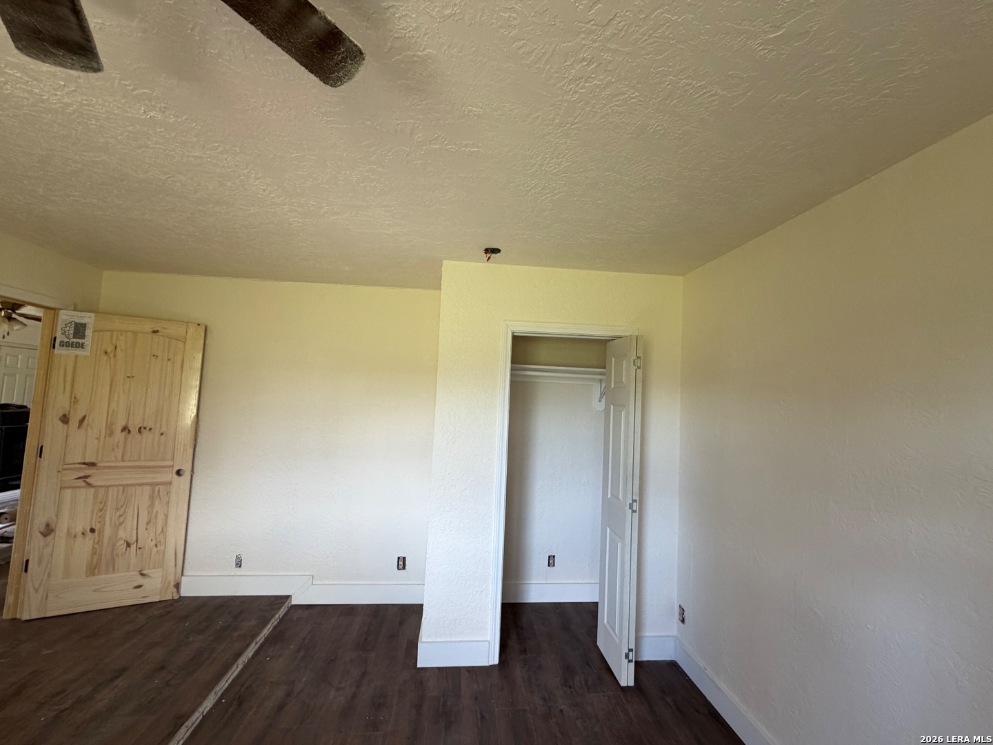 11156 East, Beaumont, TX 77705