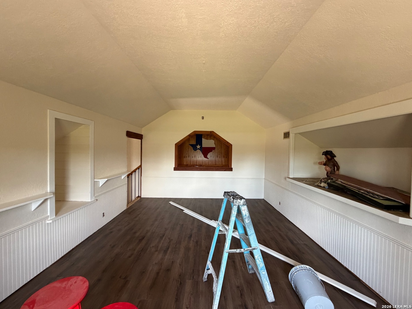 11156 East, Beaumont, TX 77705