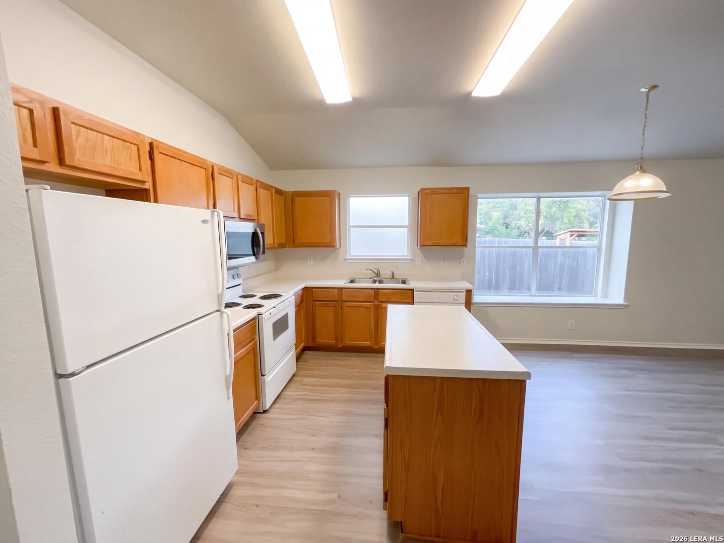 11918 PEACH XING, Helotes, TX 78023