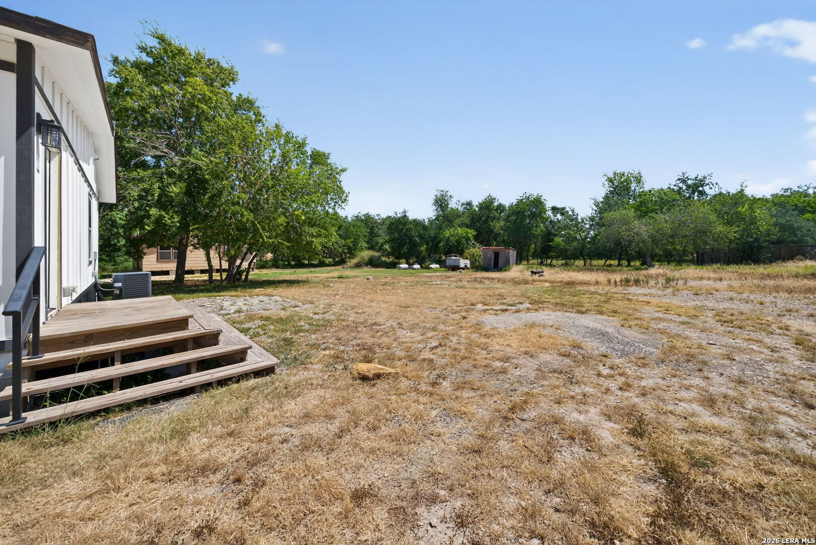 1203 Avenue J, Hondo, TX 78861