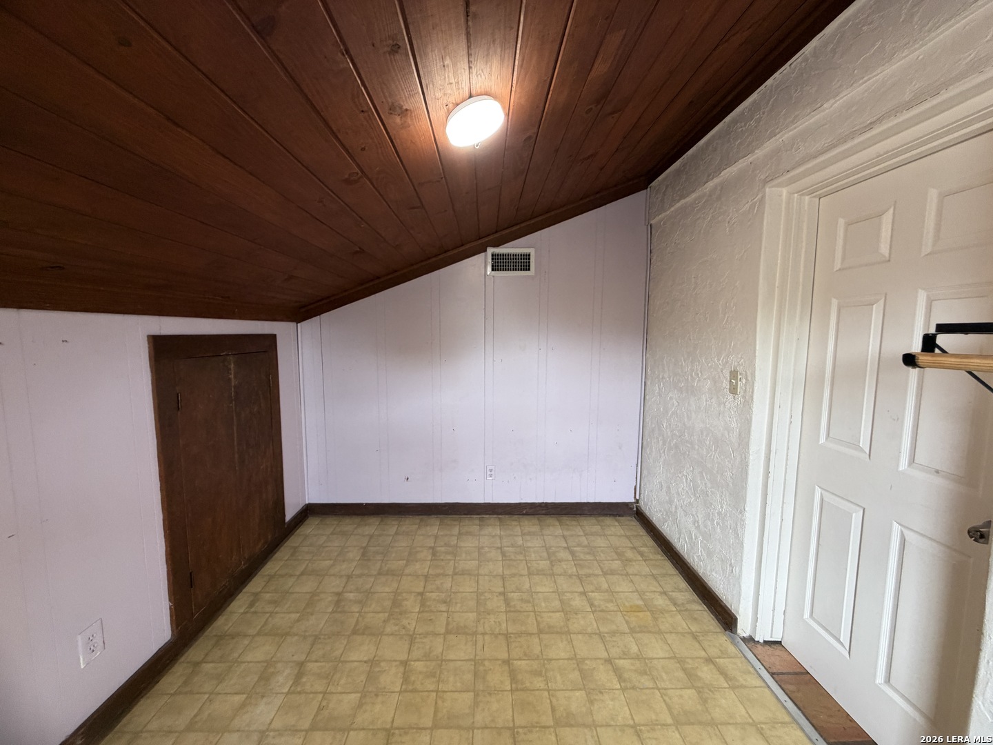 503 Verne, #2, San Antonio, TX 78221