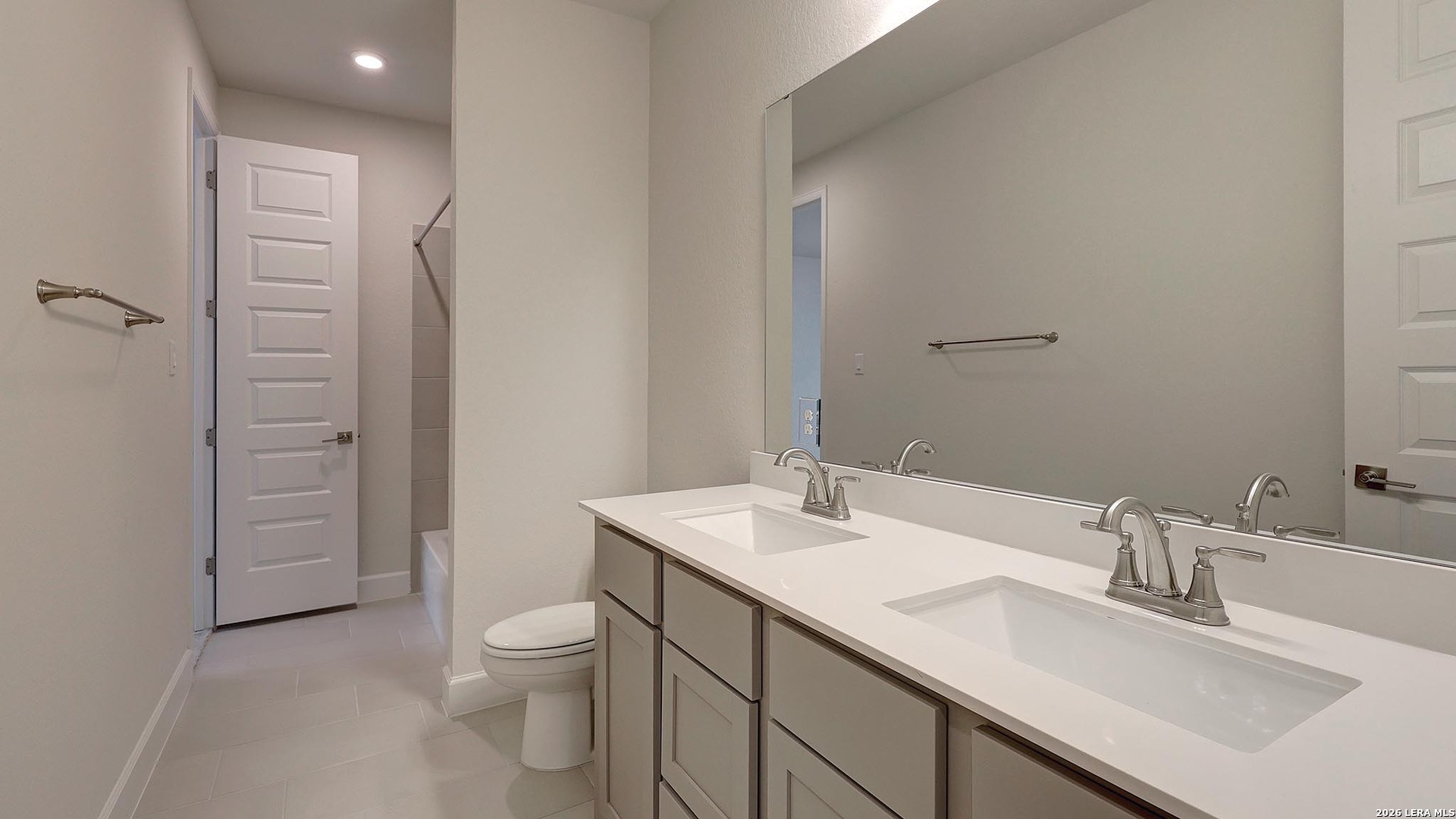 2639 Vistablue Lane, San Antonio, TX 78245
