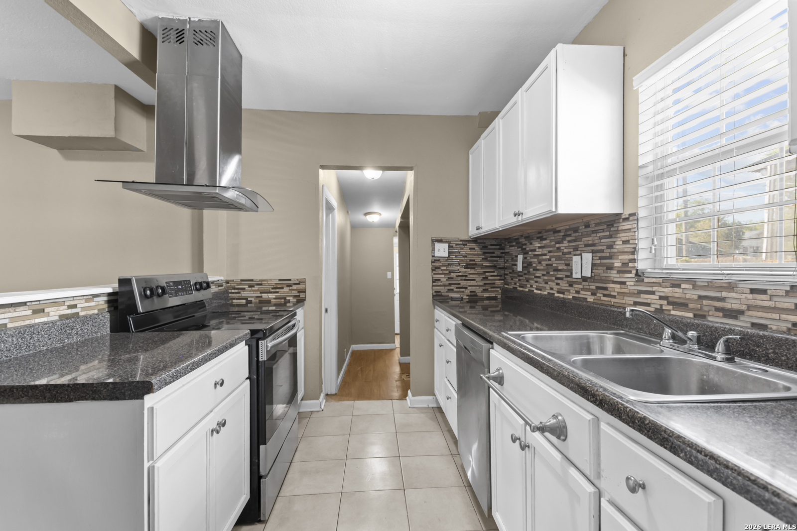 1434 W Gramercy, San Antonio, TX 78201