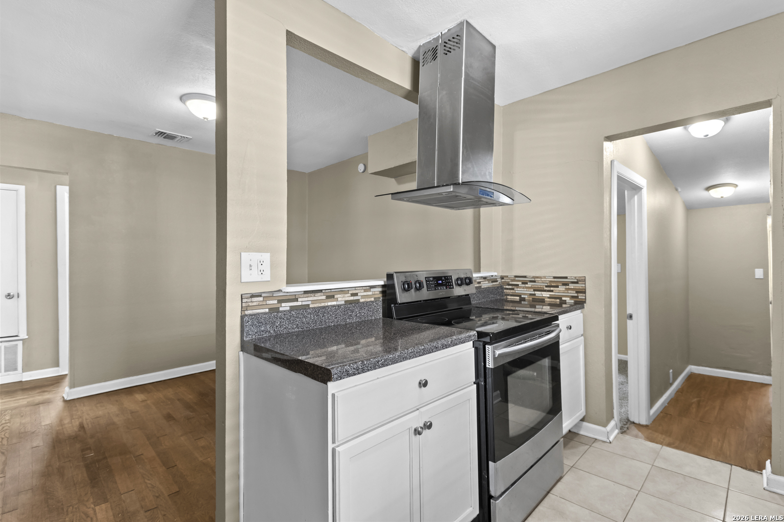 1434 W Gramercy, San Antonio, TX 78201