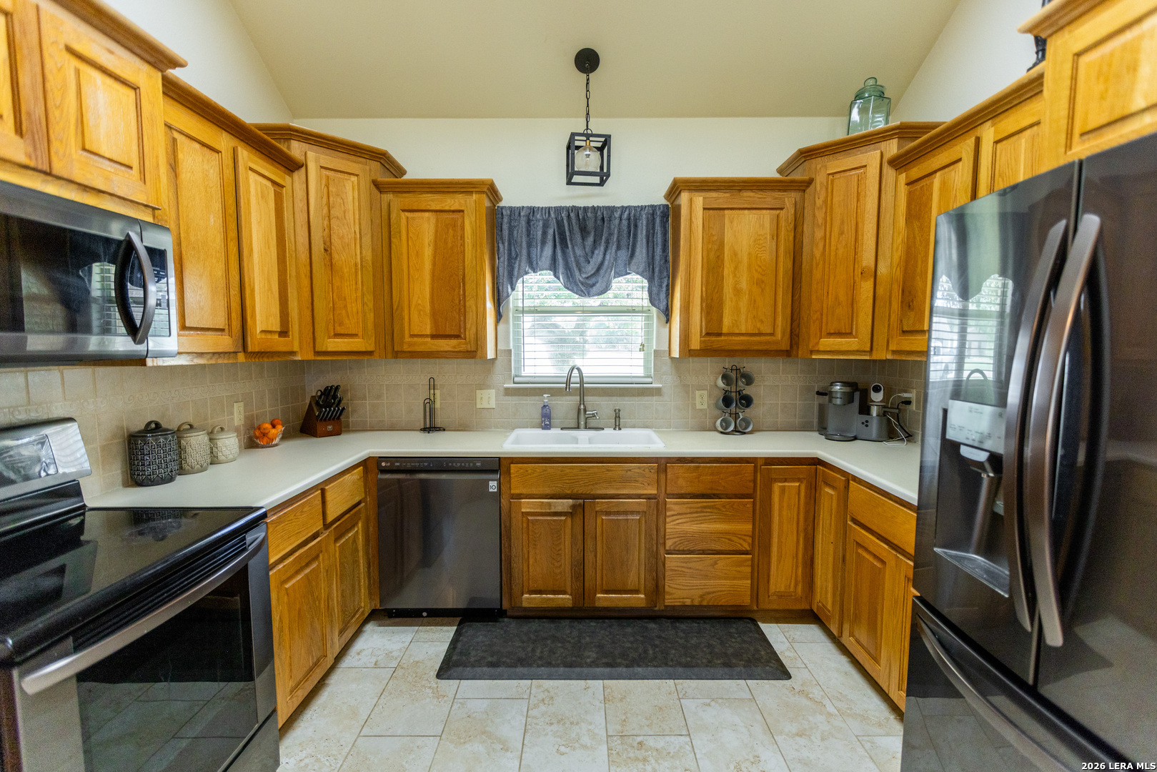 1216 Kings Ranch rd, Bandera, TX 78003