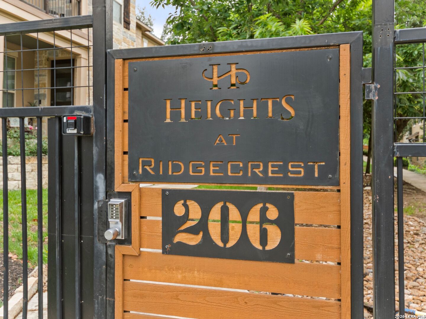 206 Ridgecrest Drive Unit #16, San Antonio, TX 78209