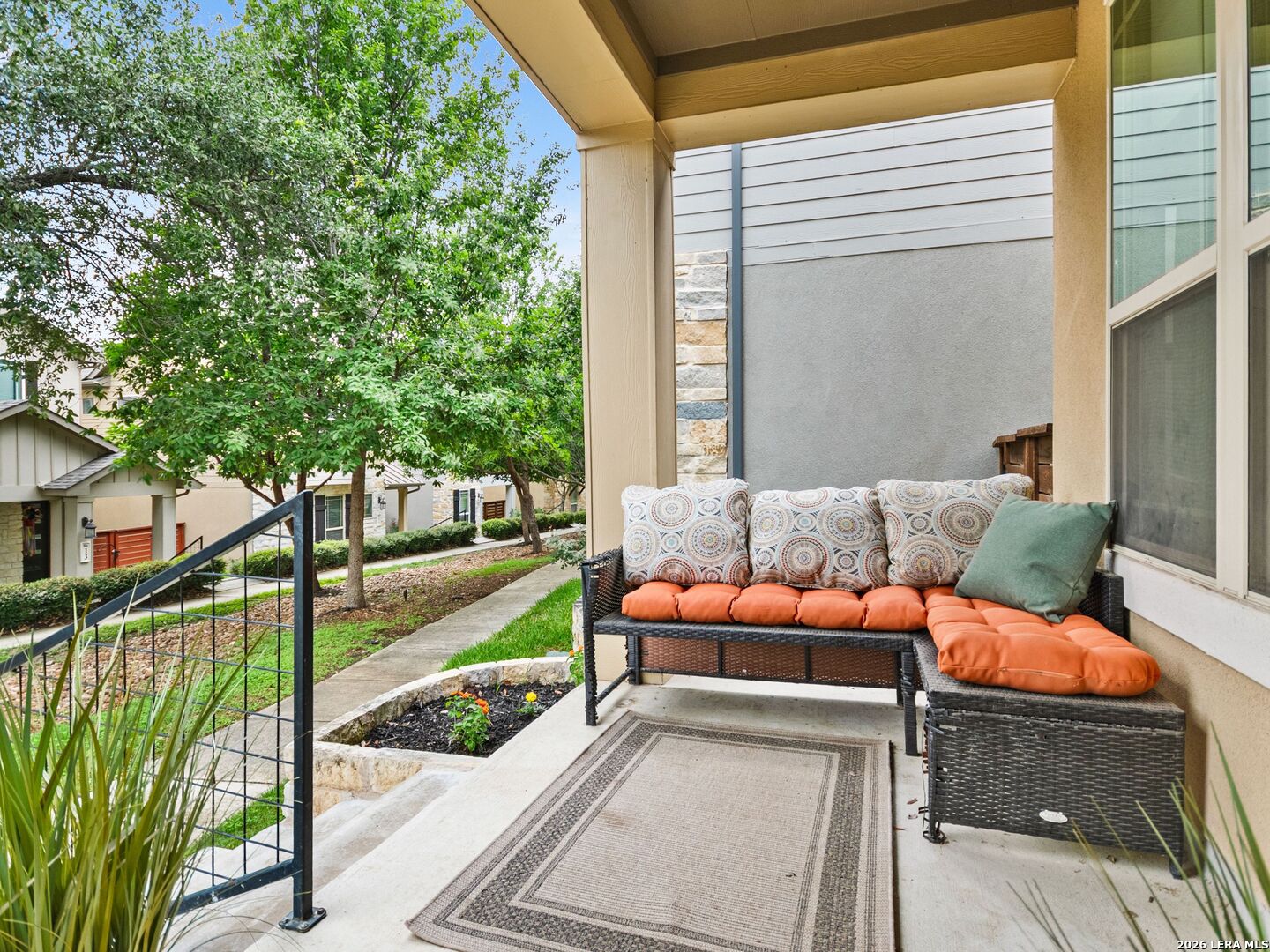 206 Ridgecrest Drive Unit #16, San Antonio, TX 78209