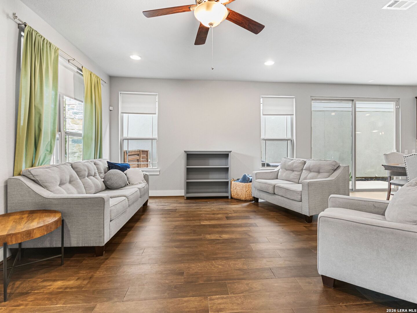 206 Ridgecrest Drive Unit #16, San Antonio, TX 78209