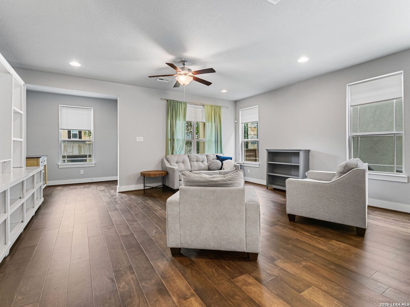 206 Ridgecrest Drive Unit #16, San Antonio, TX 78209