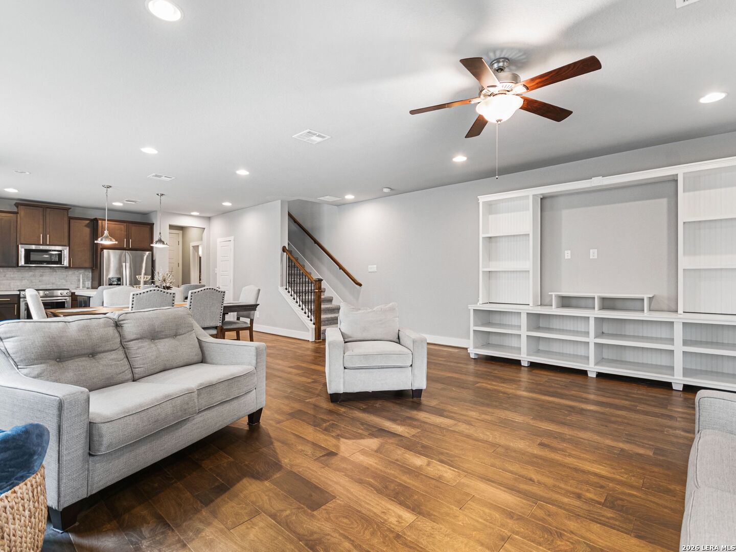 206 Ridgecrest Drive Unit #16, San Antonio, TX 78209