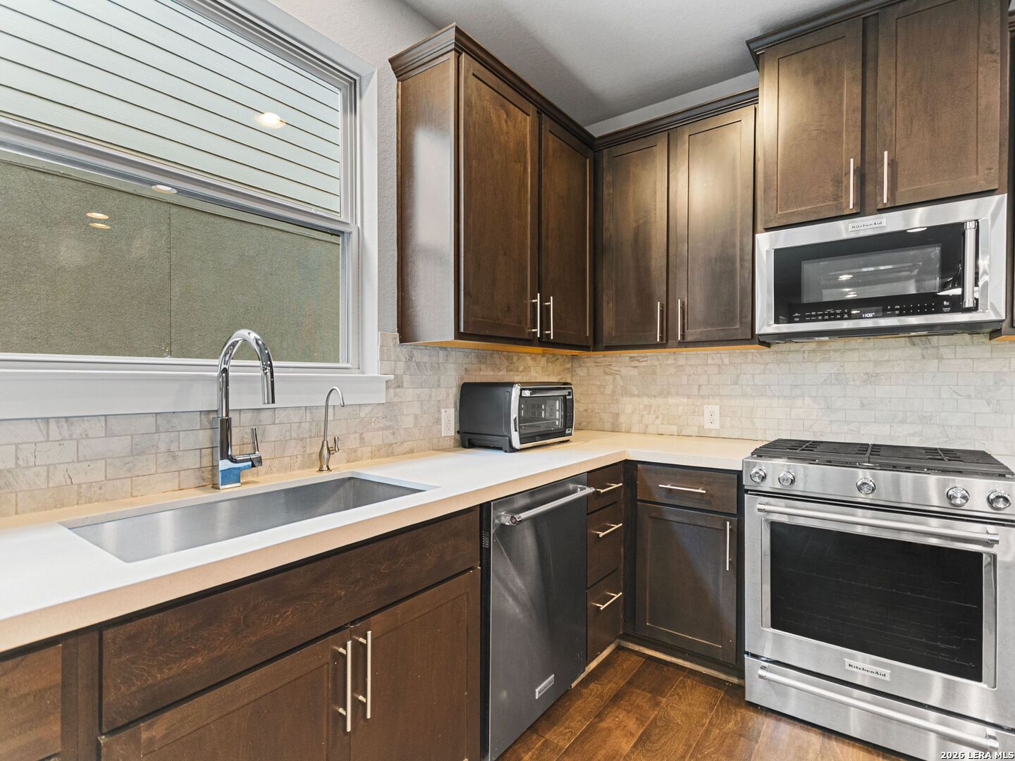 206 Ridgecrest Drive Unit #16, San Antonio, TX 78209