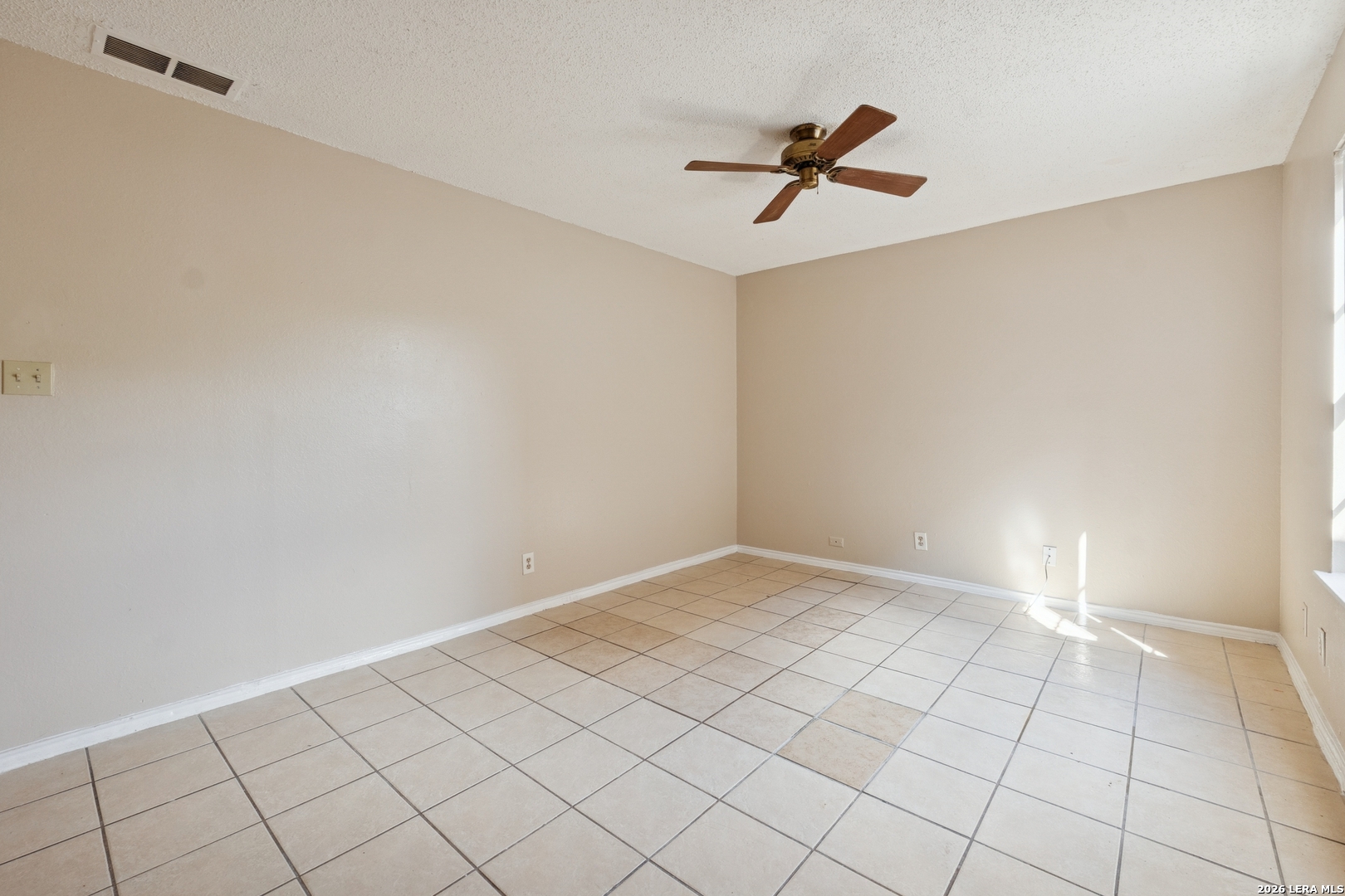 1400 Clamp Ave, #302, San Antonio, TX 78221