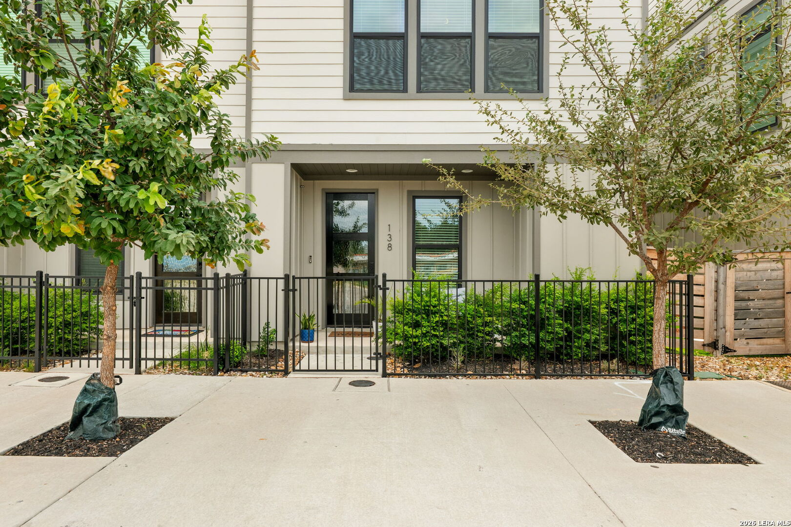 138 PLAYMOOR ST, San Antonio, TX 78210