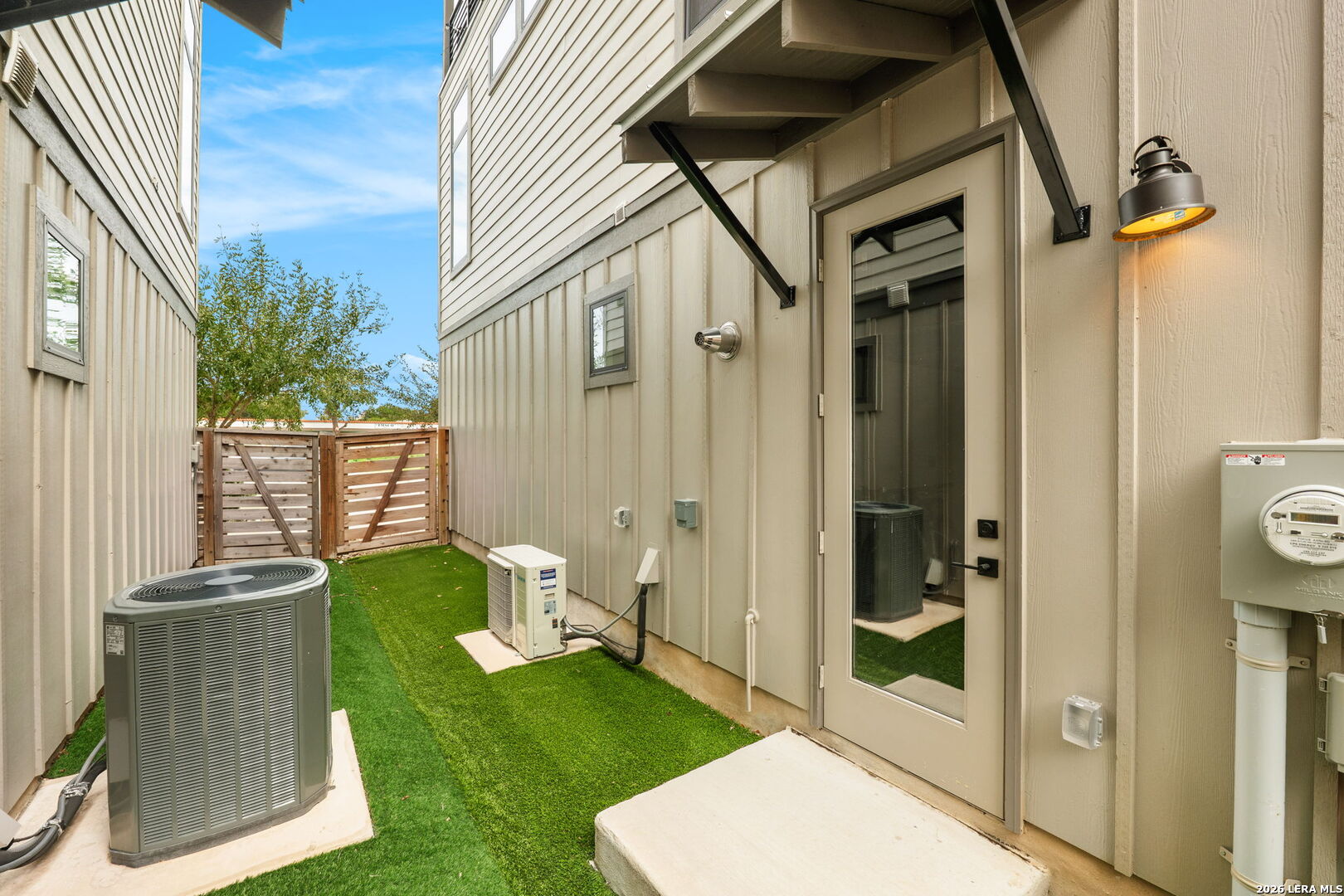 138 PLAYMOOR ST, San Antonio, TX 78210
