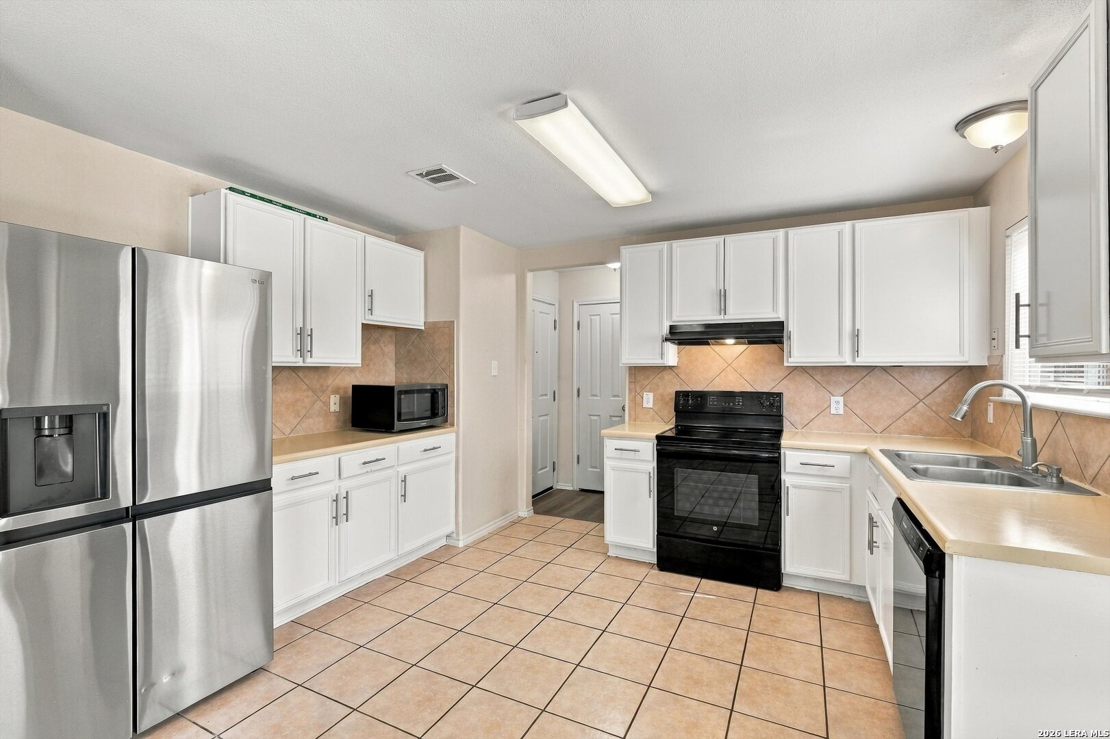 5115 FOUNTAIN HL, San Antonio, TX 78244