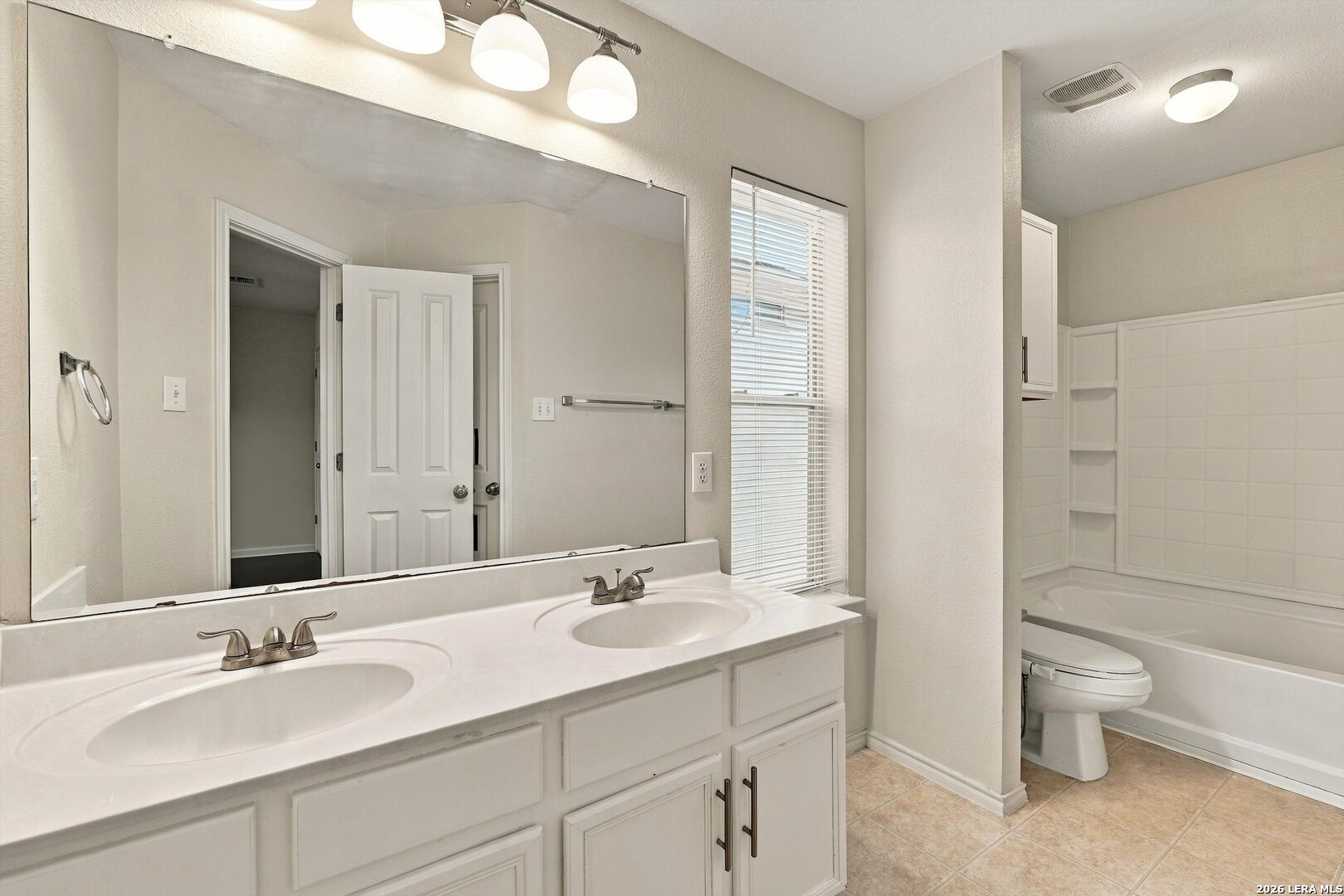 5115 FOUNTAIN HL, San Antonio, TX 78244