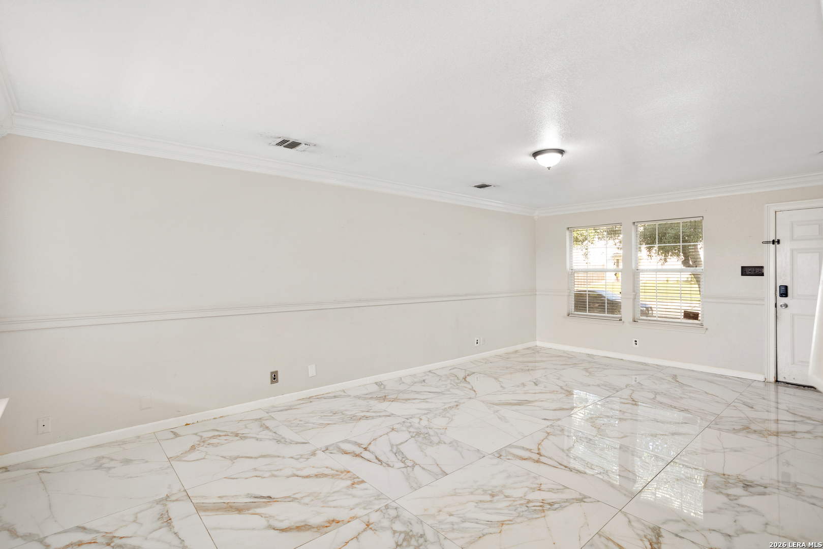 2422 MISSION VIS, San Antonio, TX 78223