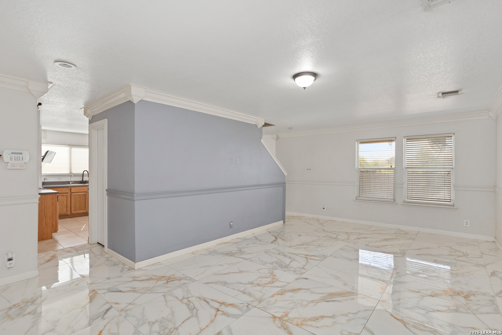 2422 MISSION VIS, San Antonio, TX 78223