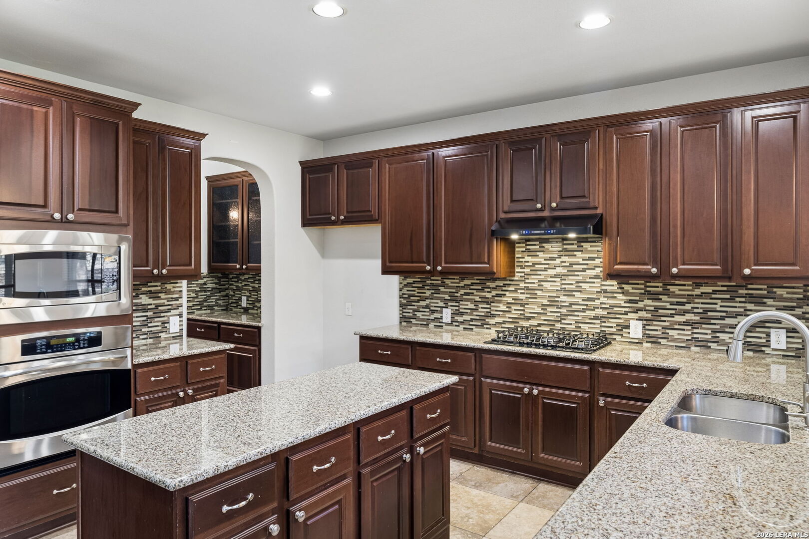 3635 PINNACLE DR, San Antonio, TX 78261