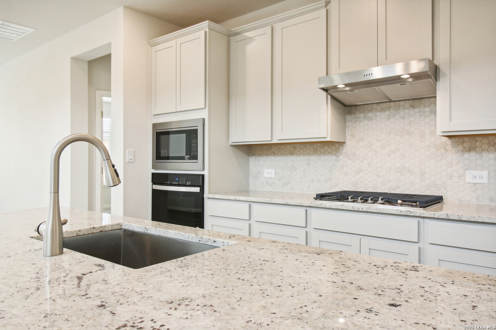 1520 Corinth Crest, San Antonio, TX 78245