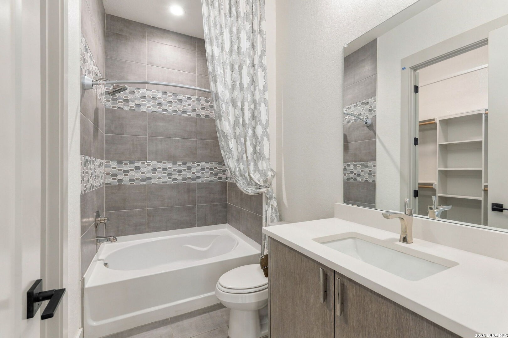 23011 Daniel Ridge, San Antonio, TX 78255