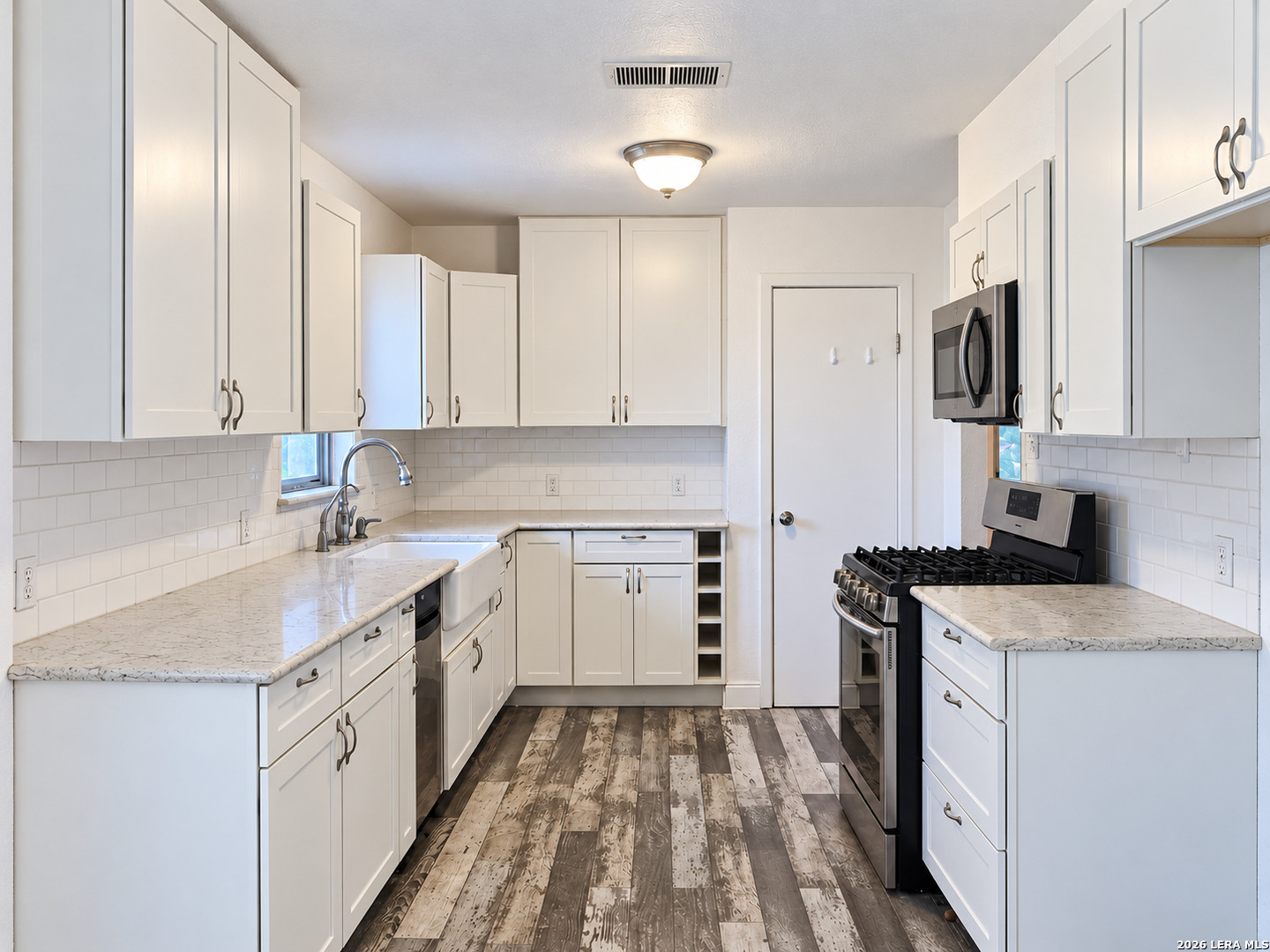 6948 Lark Haven, San Antonio, TX 78263
