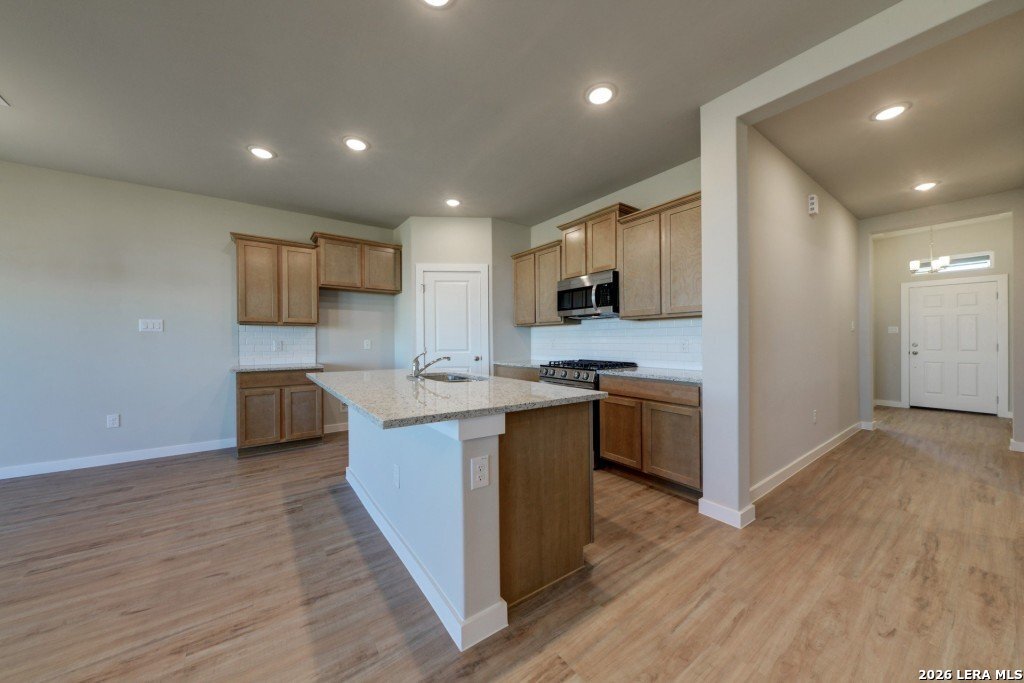 152 Liam Ct, Mico, TX 78056