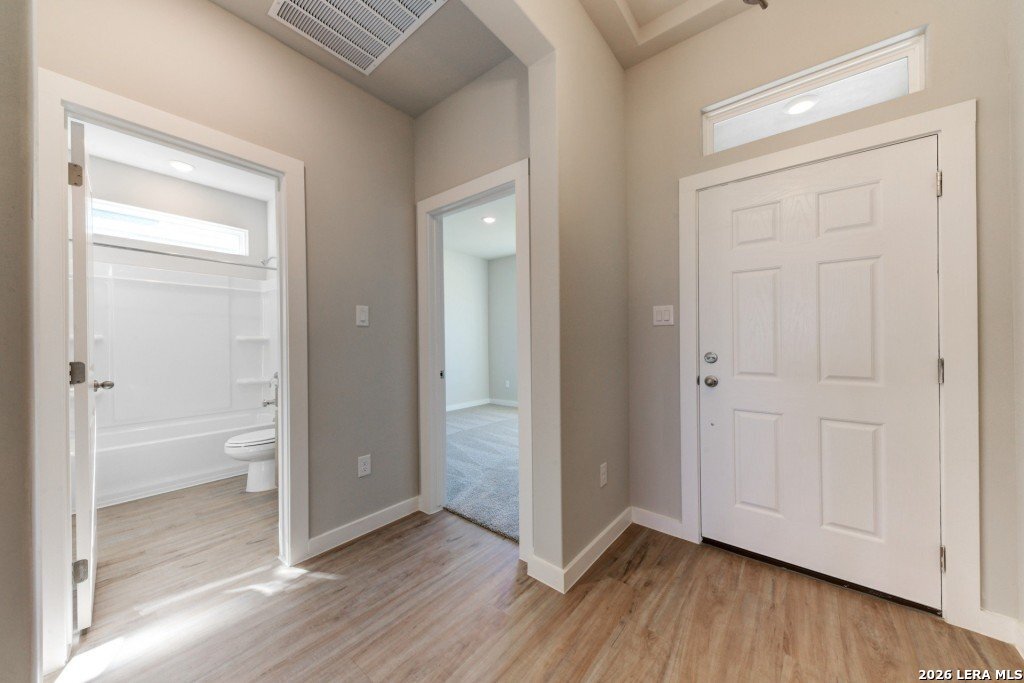 152 Liam Ct, Mico, TX 78056