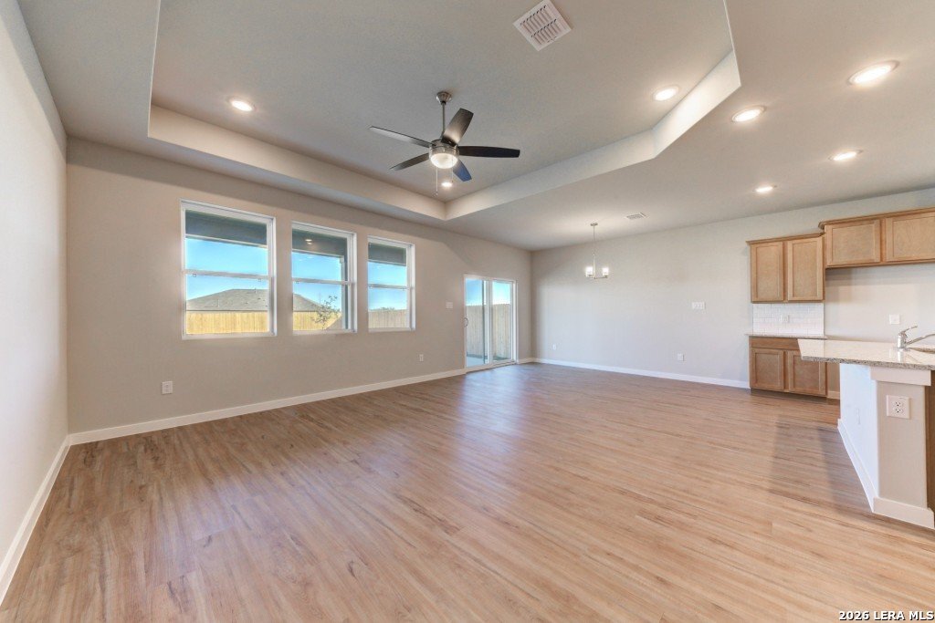 152 Liam Ct, Mico, TX 78056