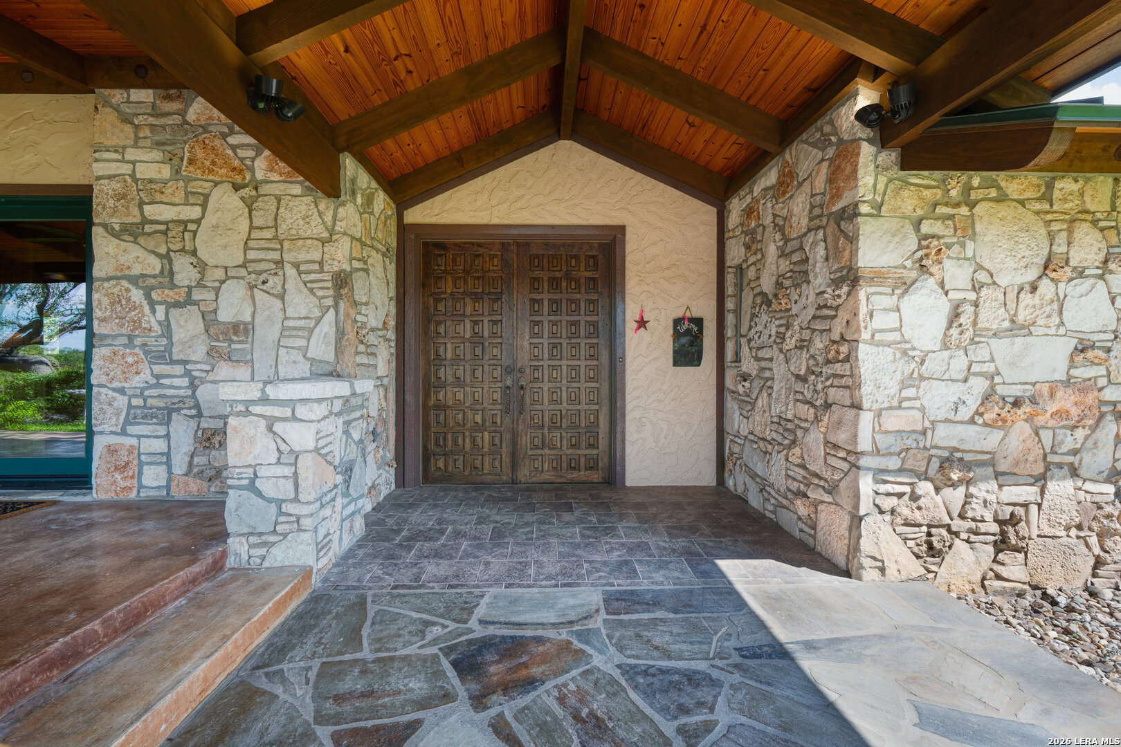 722 W Lacey Oaks Parkway, photo 5