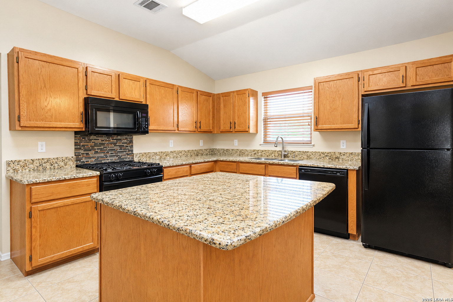 618 CORAL HBR, San Antonio, TX 78251