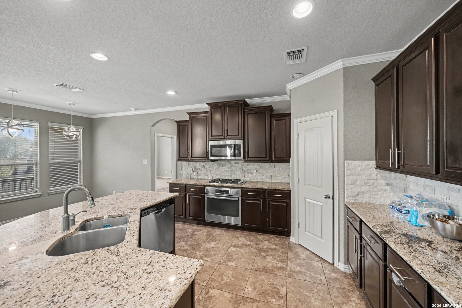12218 Jacob Walker, San Antonio, TX 78253