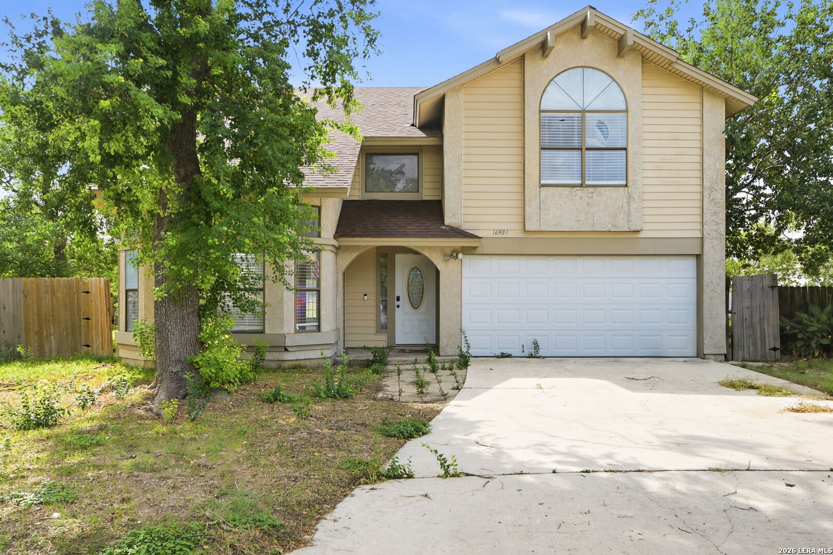 Property photo for 16903 Vista Forest Dr, San Antonio, TX