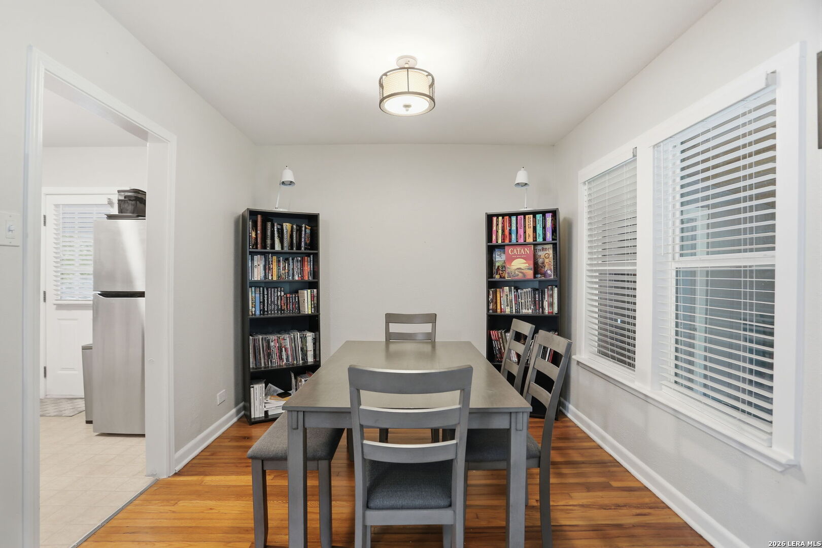 221 BALCONES HEIGHTS RD, Balcones Heights, TX 78201