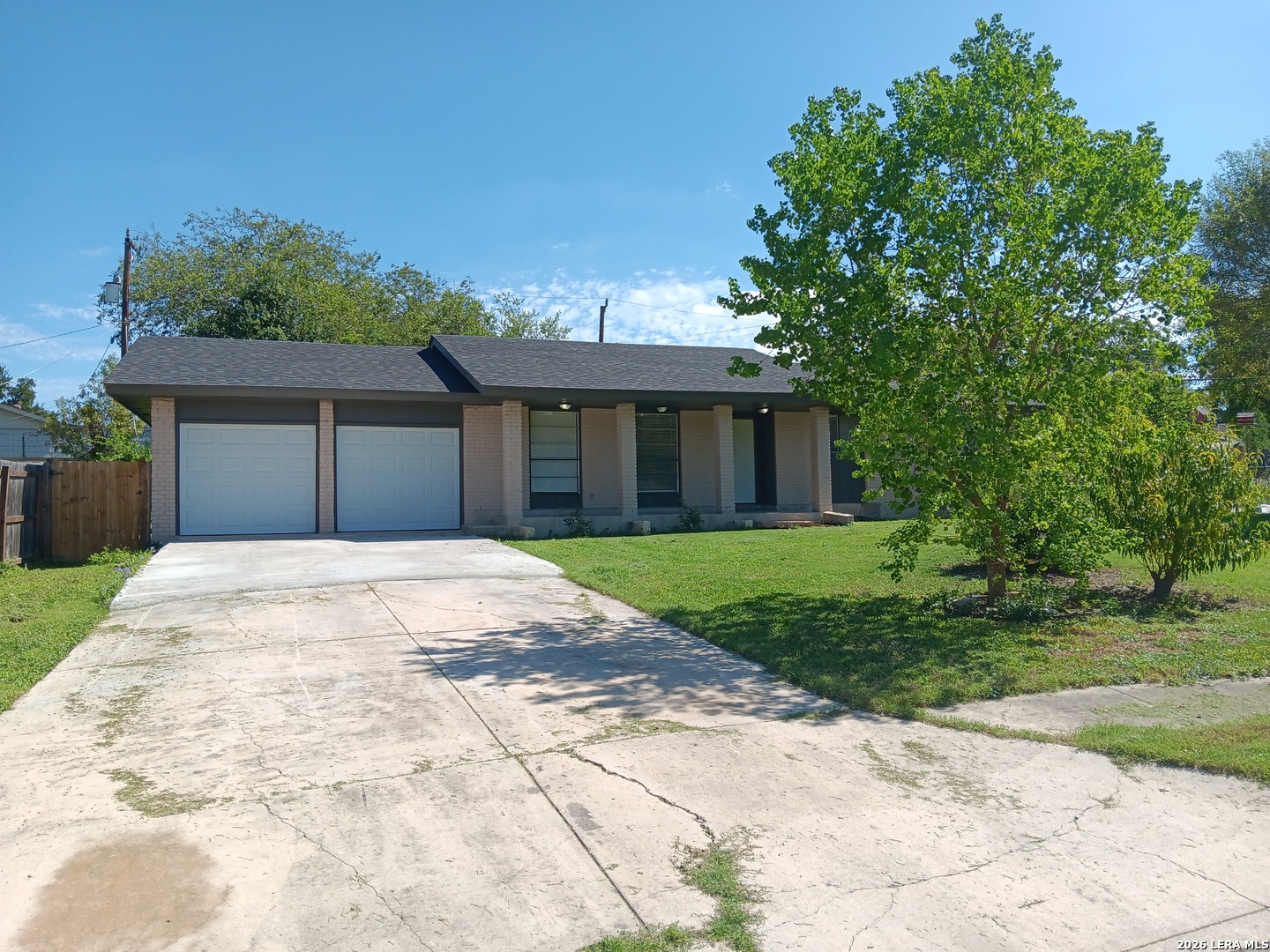 Property photo for 4240 CHESTNUTHILL DR, San Antonio, TX
