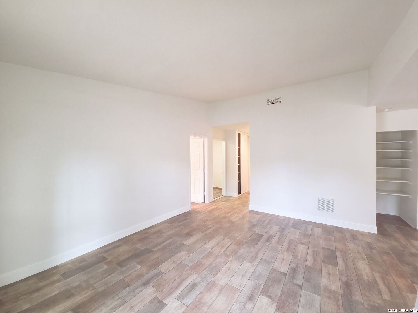 8703 PARK MDWS, Converse, TX 78109