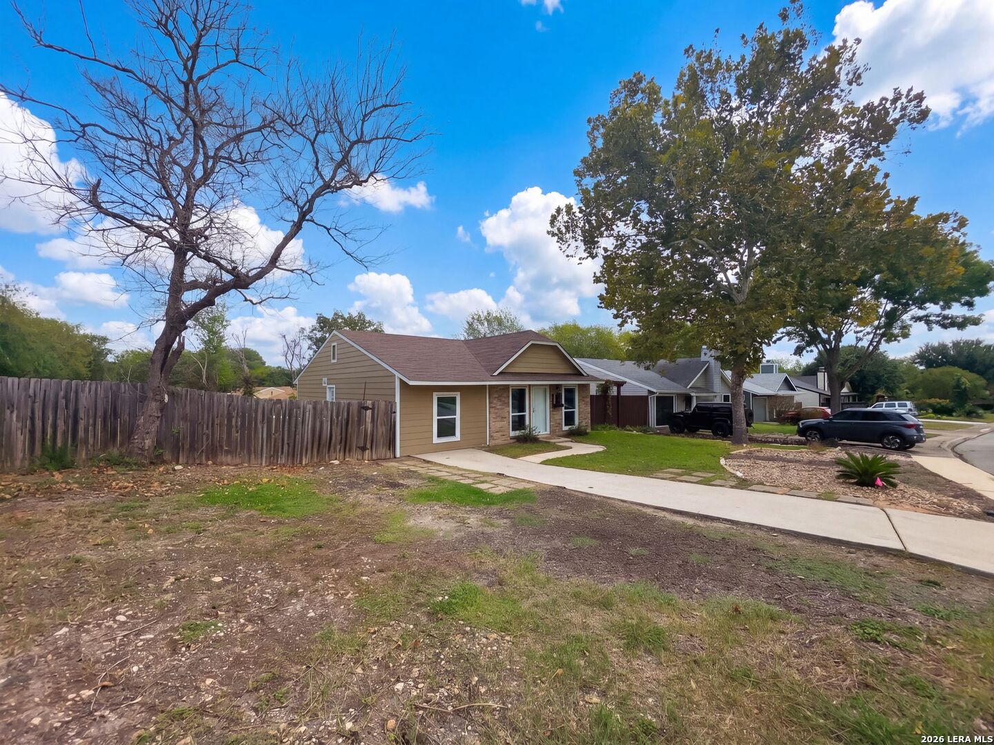 8703 PARK MDWS, Converse, TX 78109