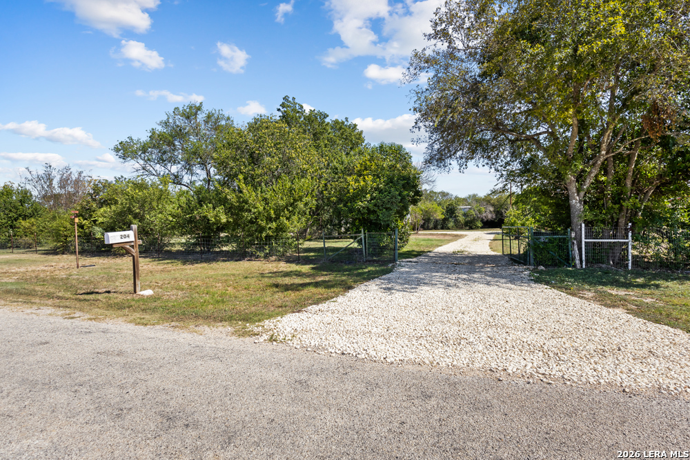 204 County Road 4612, Castroville, TX 78009